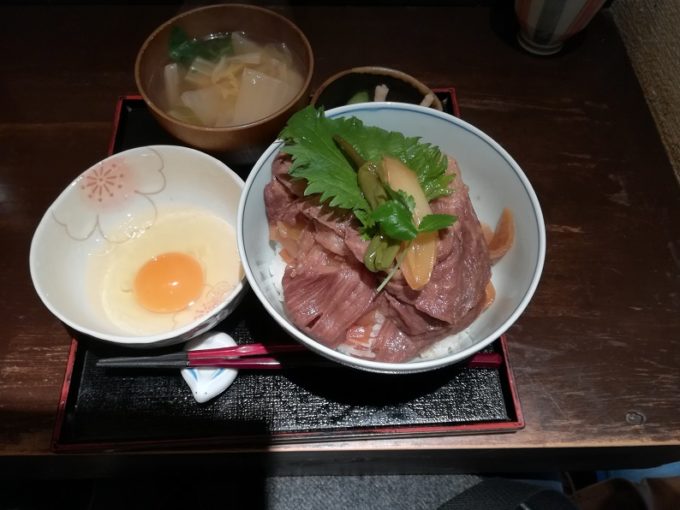 広重の神戸牛丼の写真1