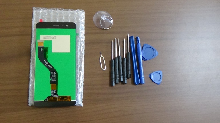 スマホの修理道具の写真